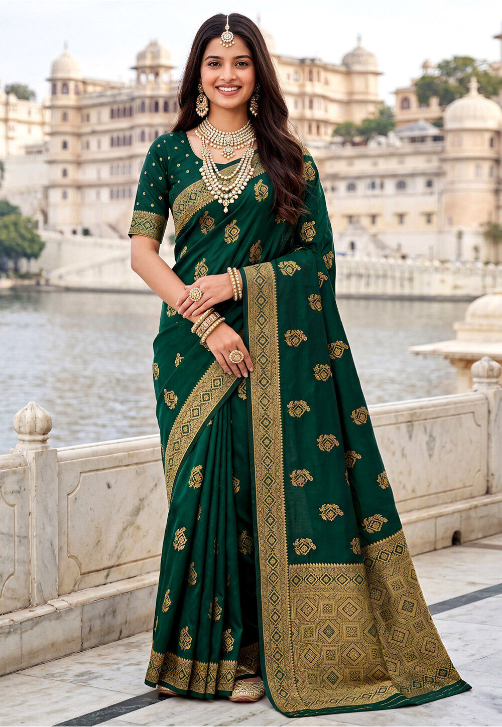 Woven Art Silk Saree in Dark Green