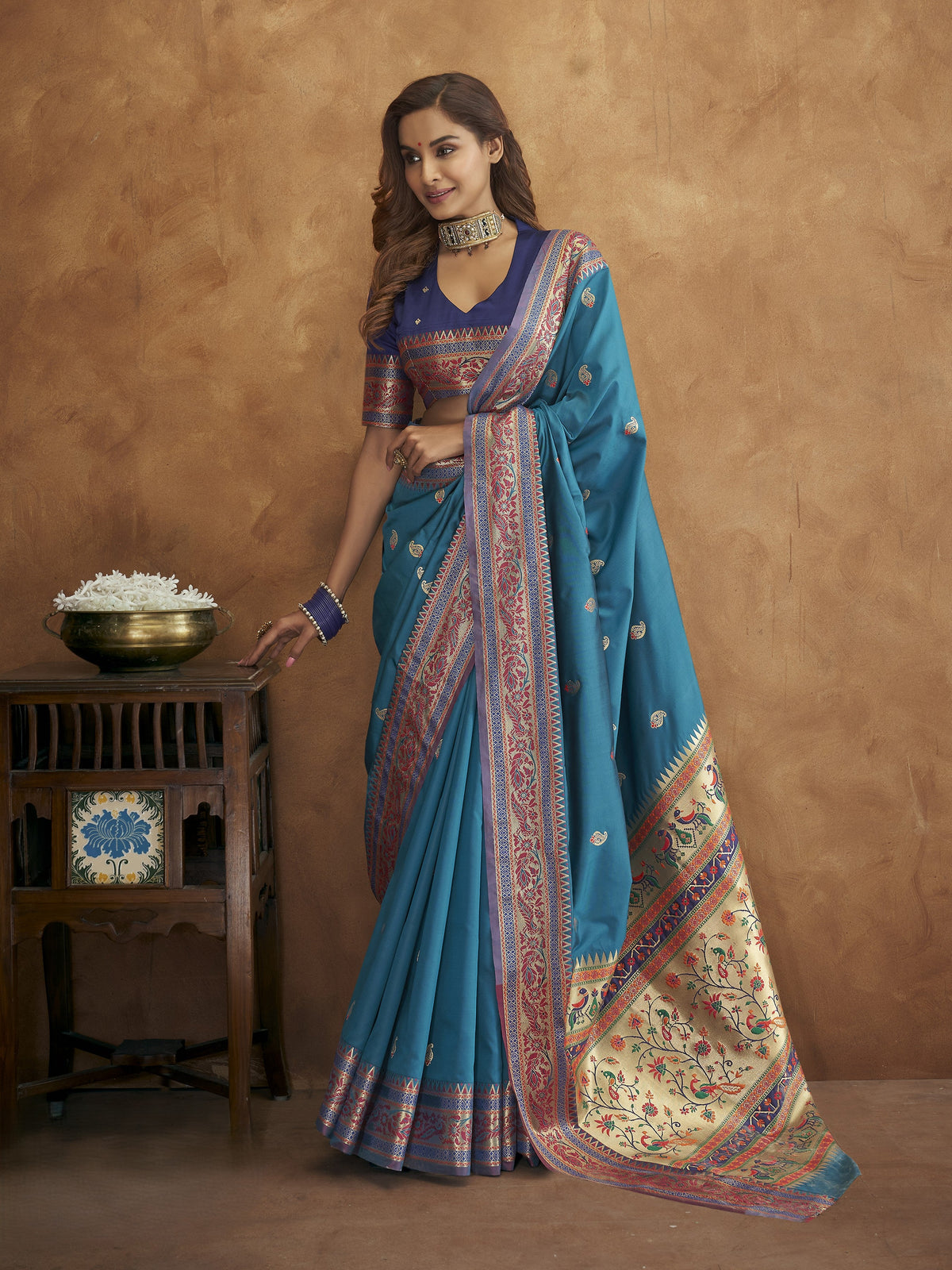 Exquisite Banarasi Paithani Silk Saree with Rich Peshwai Pallu